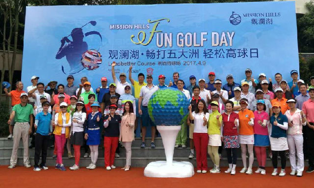 撼亮相观澜湖高球日奥凯盛新款球包震(图4) 撼亮相观澜湖高球日奥凯盛新款球包震(图4)